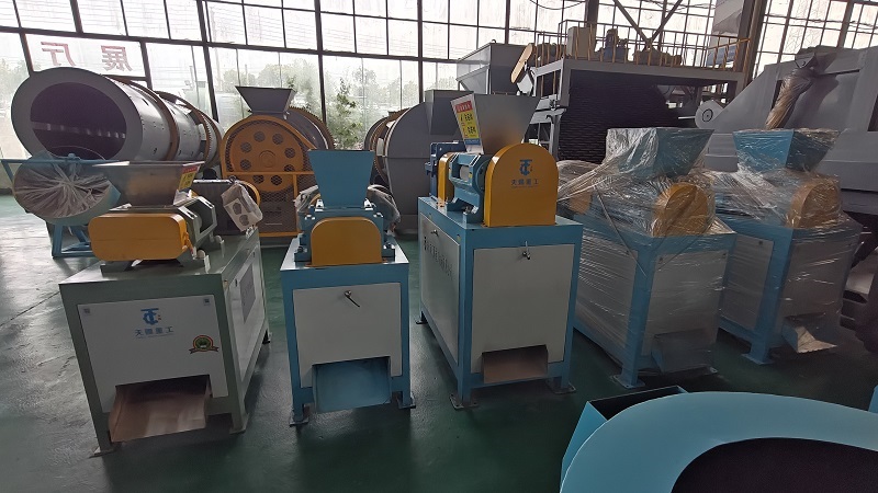 Double Roller Extrusion Bentonite Granulator