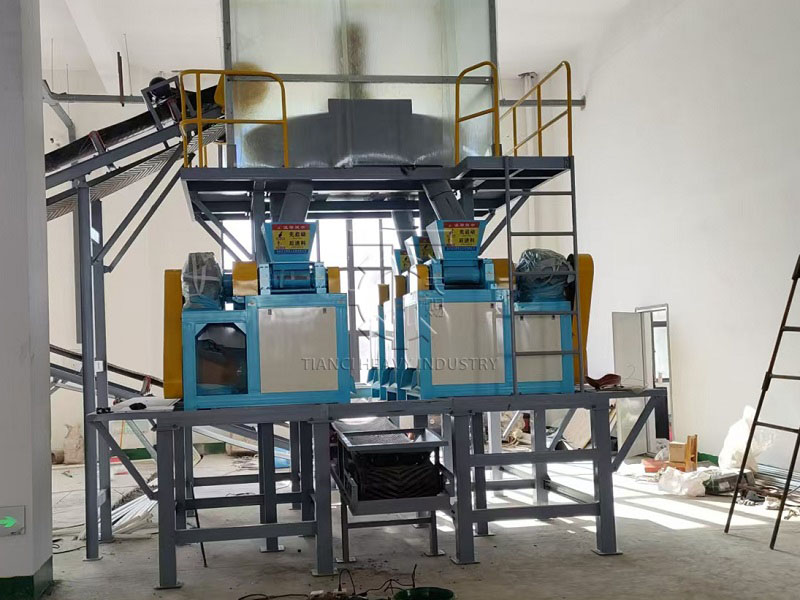 Double Roller Granulator Installation