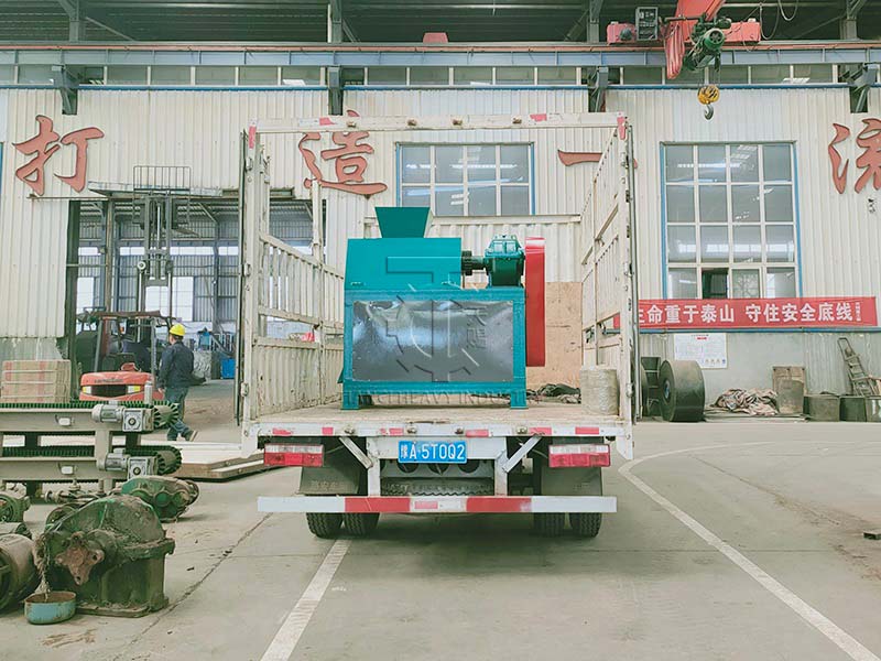 Double Roller Granulator Shipped