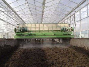 Groove Type Compost Turner